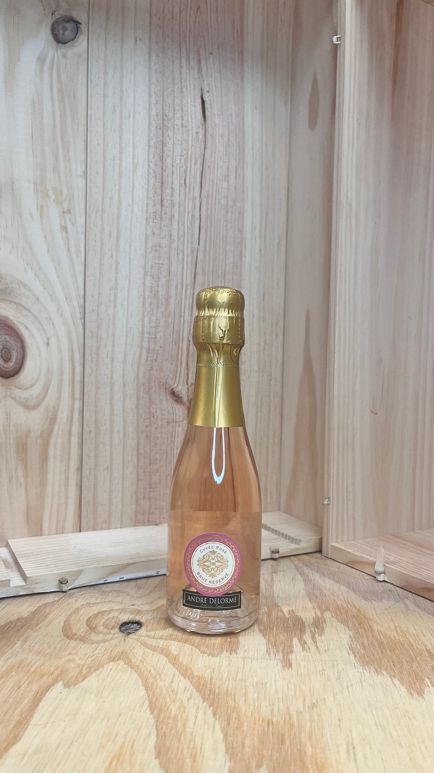Andre Delorme - NV - Brut Rose Reserve Sparkling   200ml.